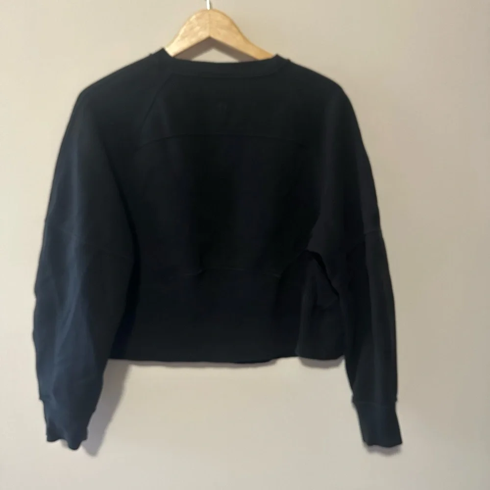 Lululemon Scuba Oversized Pullover *Wordmark
Black W3JAIS fits like a M/L - Picture 3 of 5